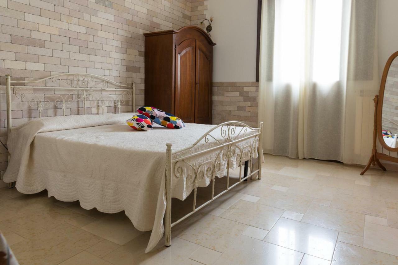 Il Vicoletto Bed & Breakfast Pulsano Eksteriør bilde
